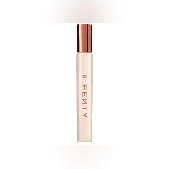 🆕 FENTY BEAUTY BY RIHANNA Fenty Eau de Parfum Travel Spray - Picture 2 of 2